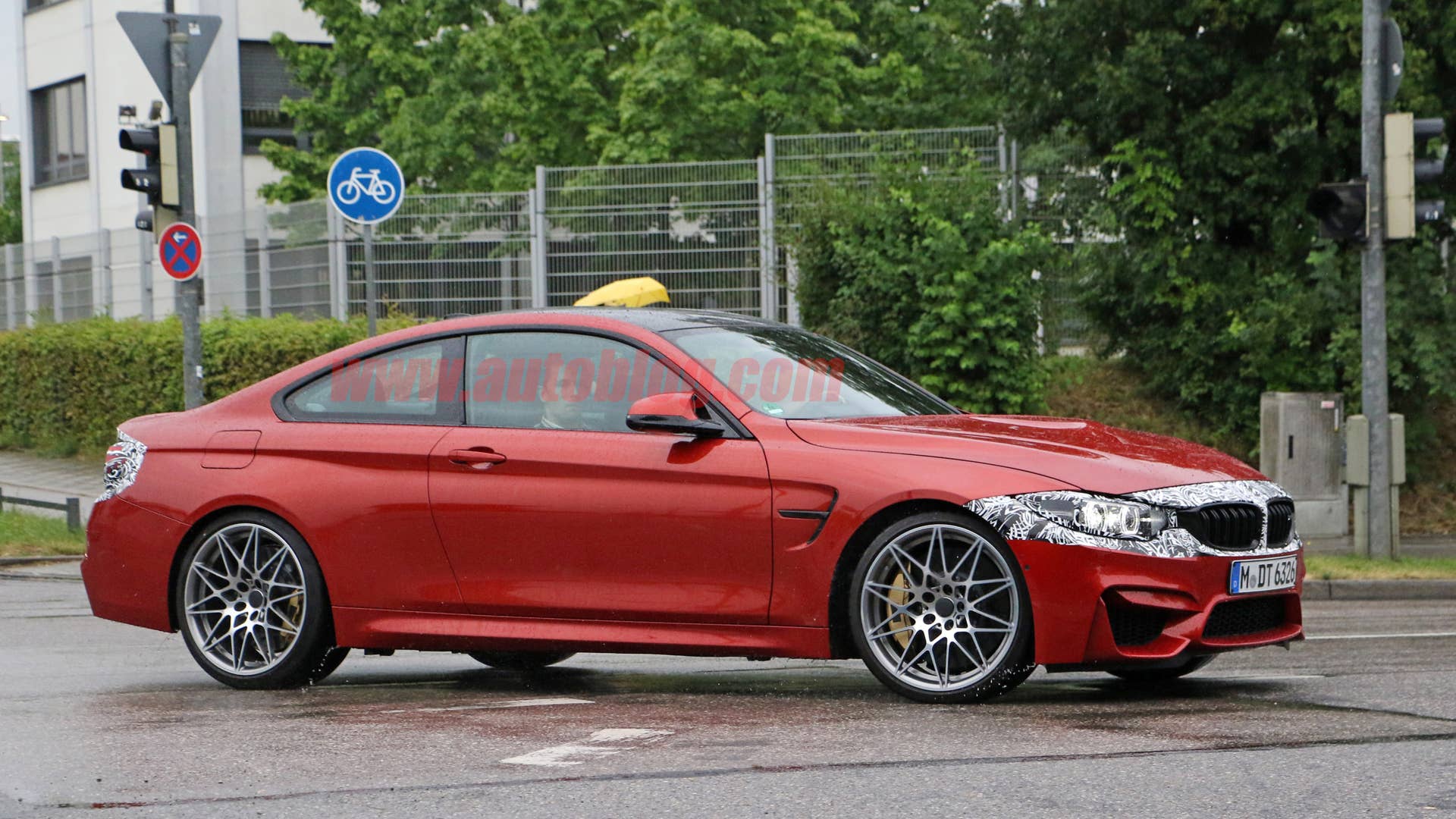 BMW M4 Facelift Spy Shots Side Exterior