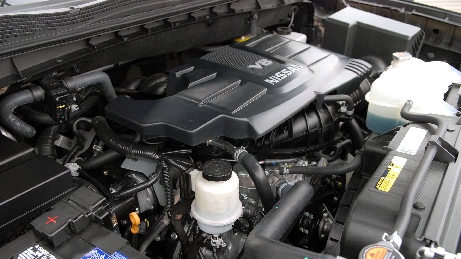 2016 Nissan Titan XD 5.6 V8 engine