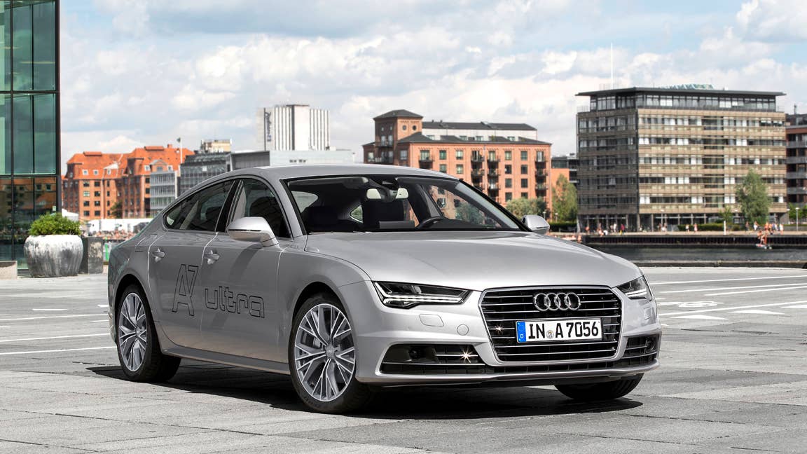 2017 Audi A7 Sportback front 3/4