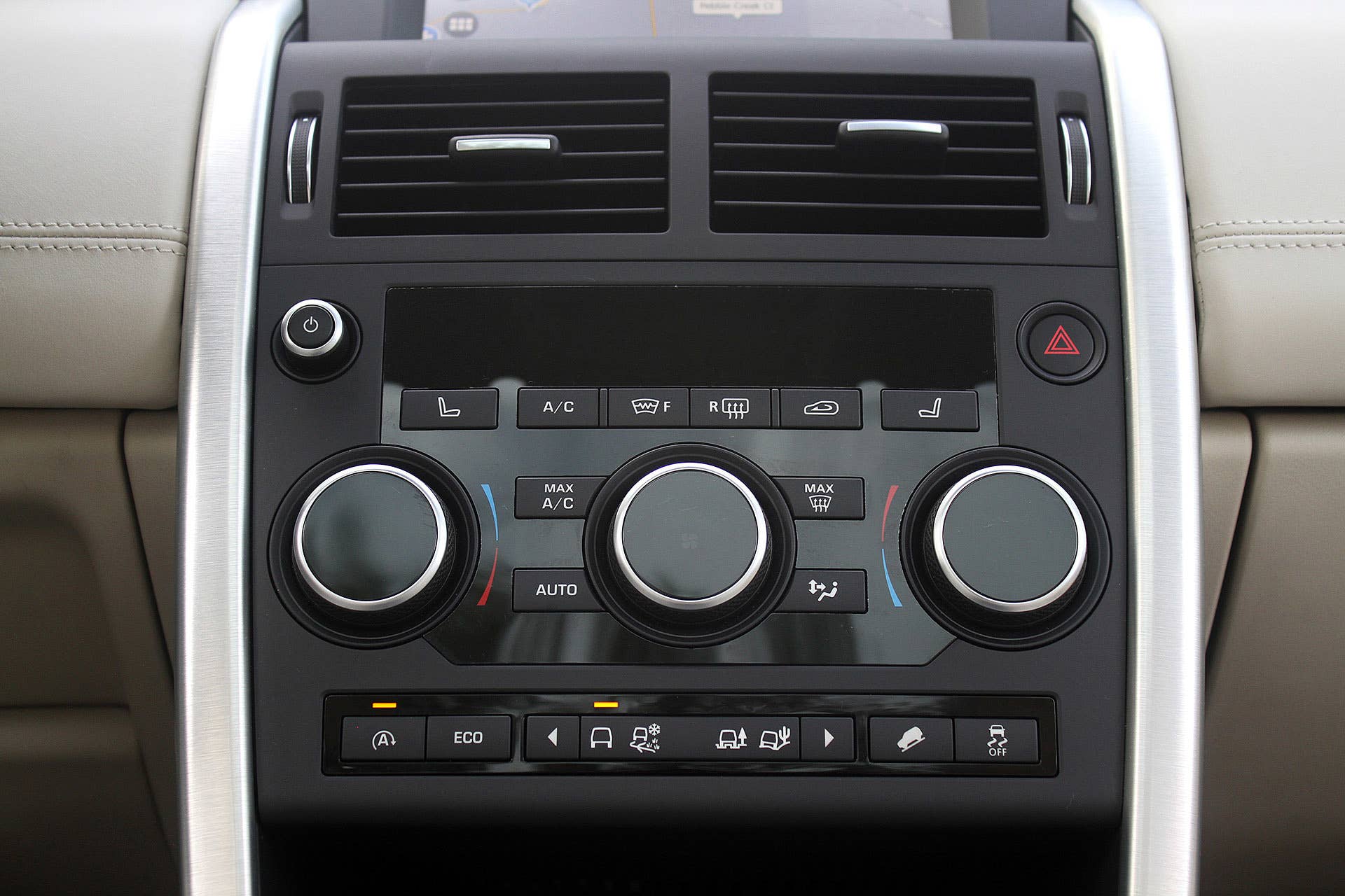 2015 Land Rover Discovery Sport instrument panel