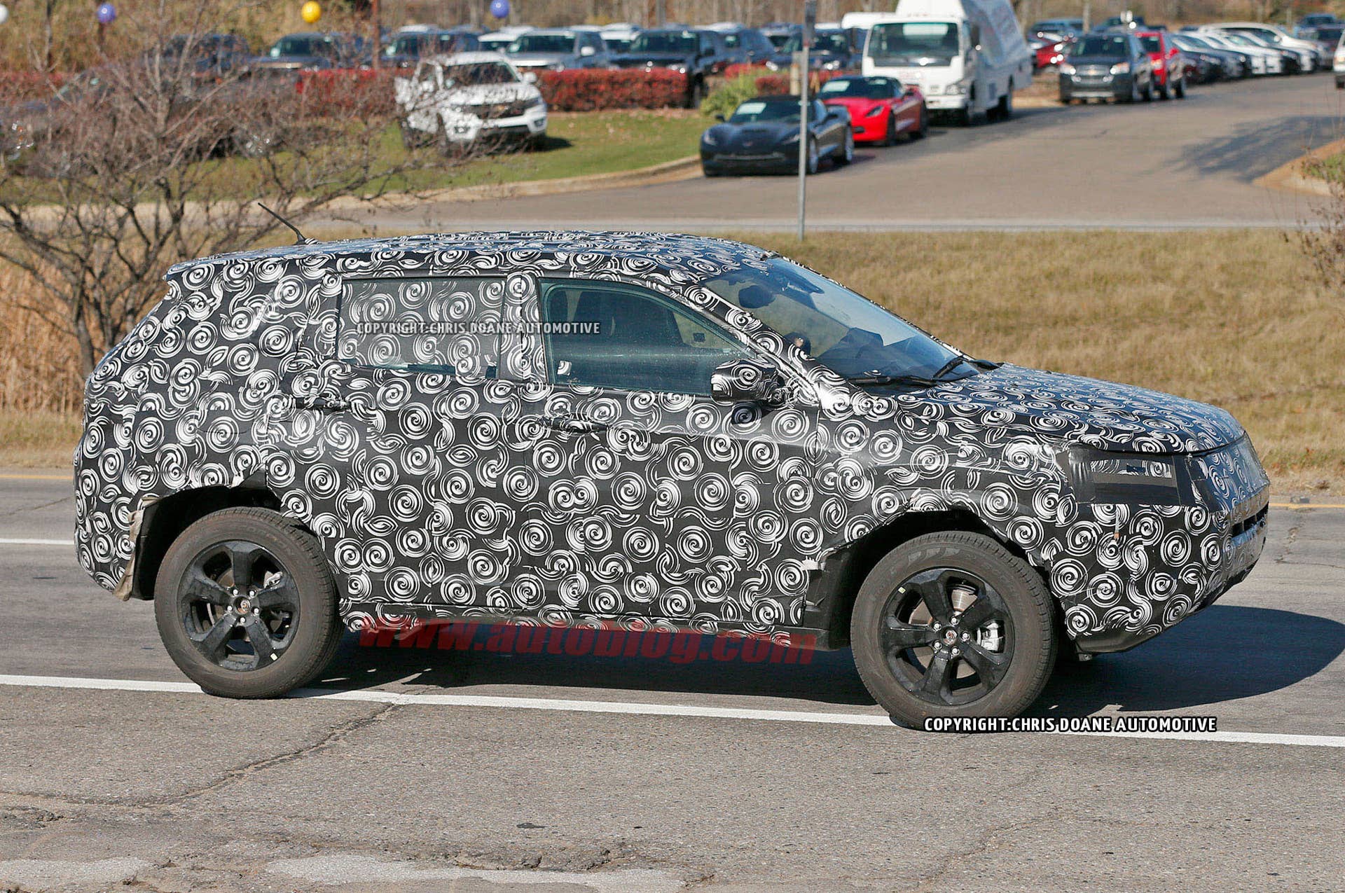 2017 Jeep Compass Patriot profile