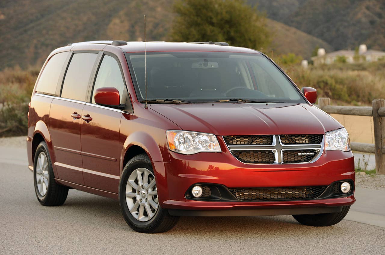 2011 Dodge Grand Caravan front 3/4 view