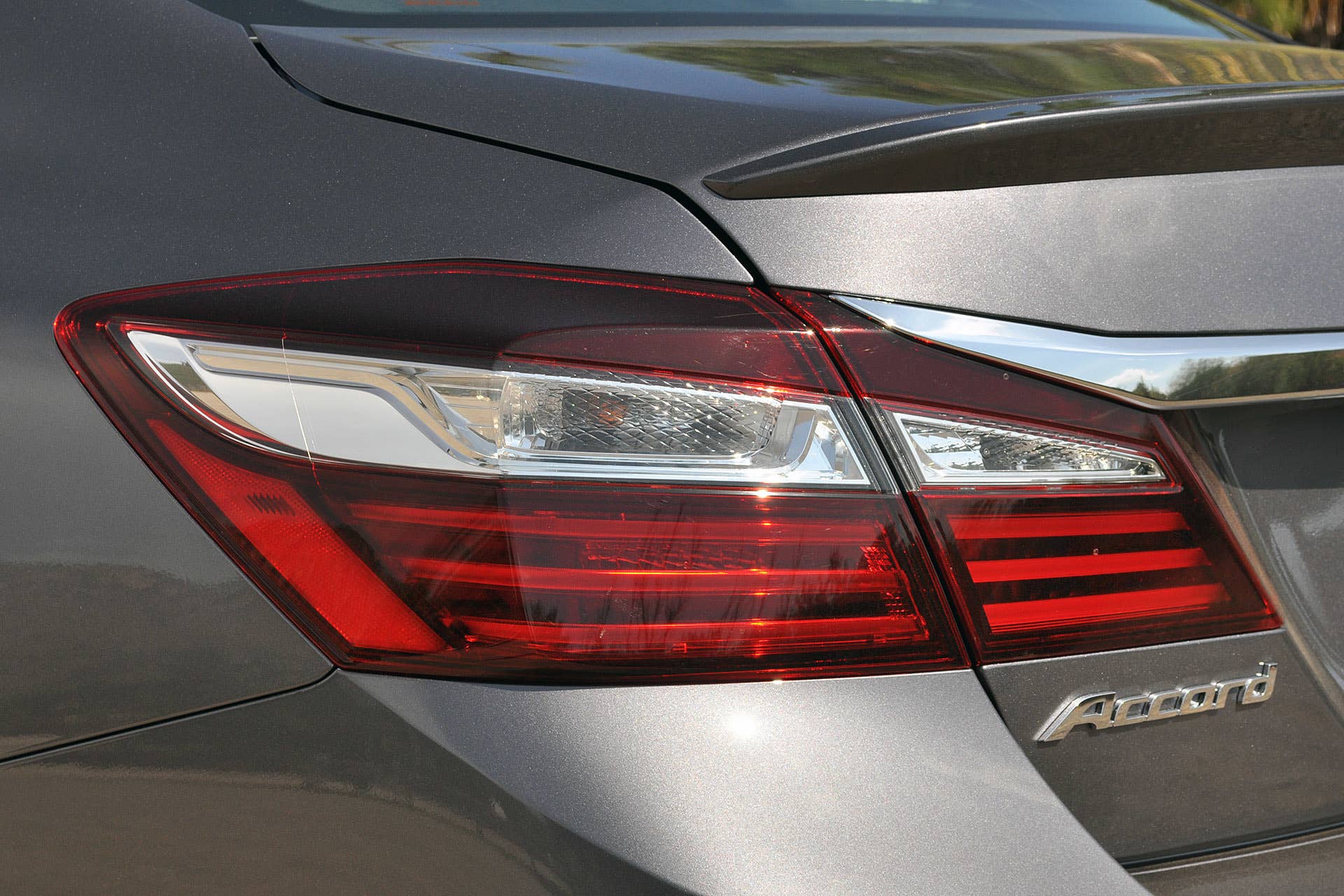 2016 Honda Accord taillight