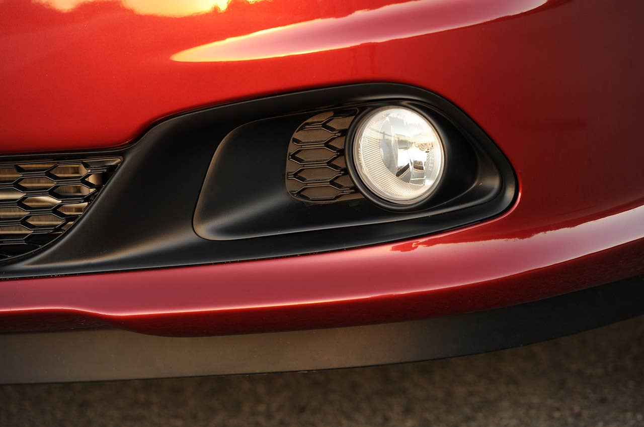 2011 Dodge Grand Caravan fog light