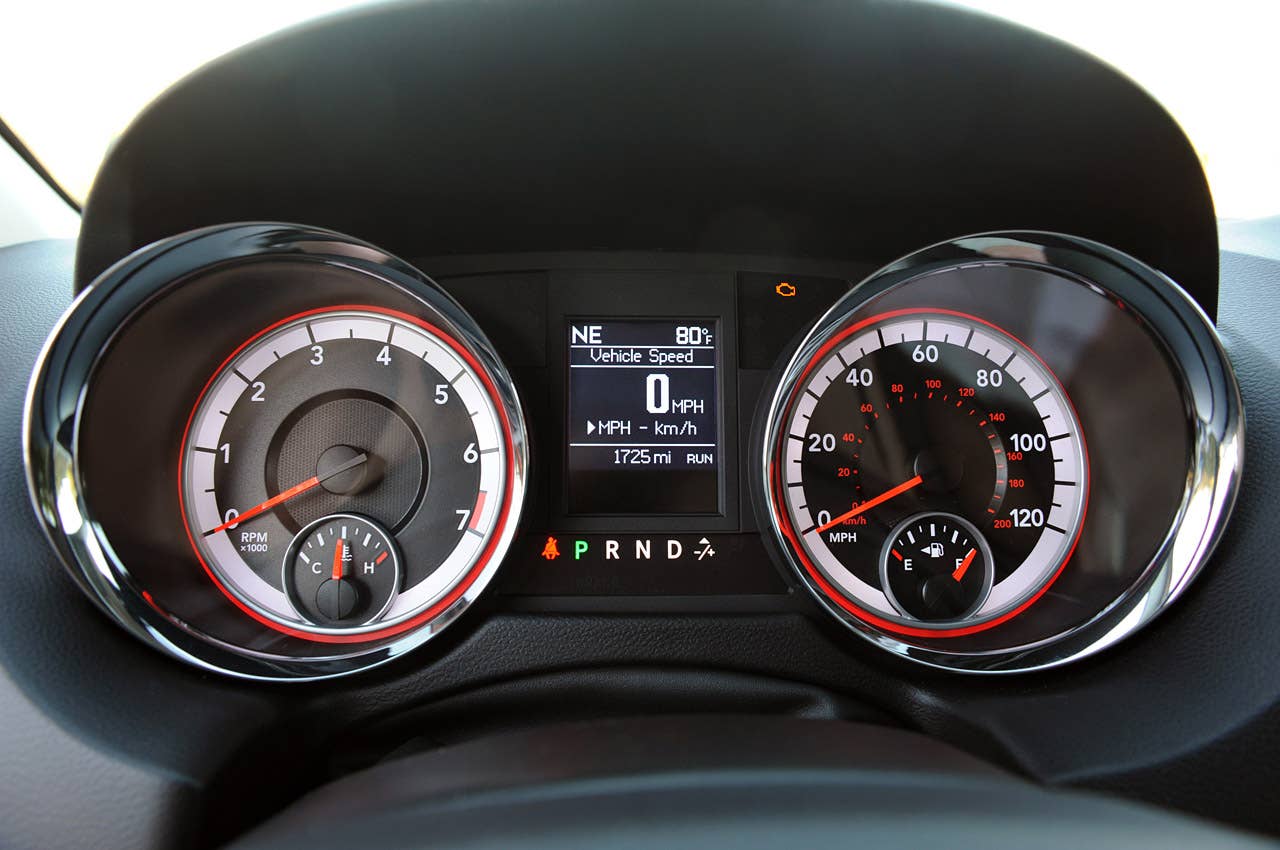 2011 Dodge Grand Caravan gauges