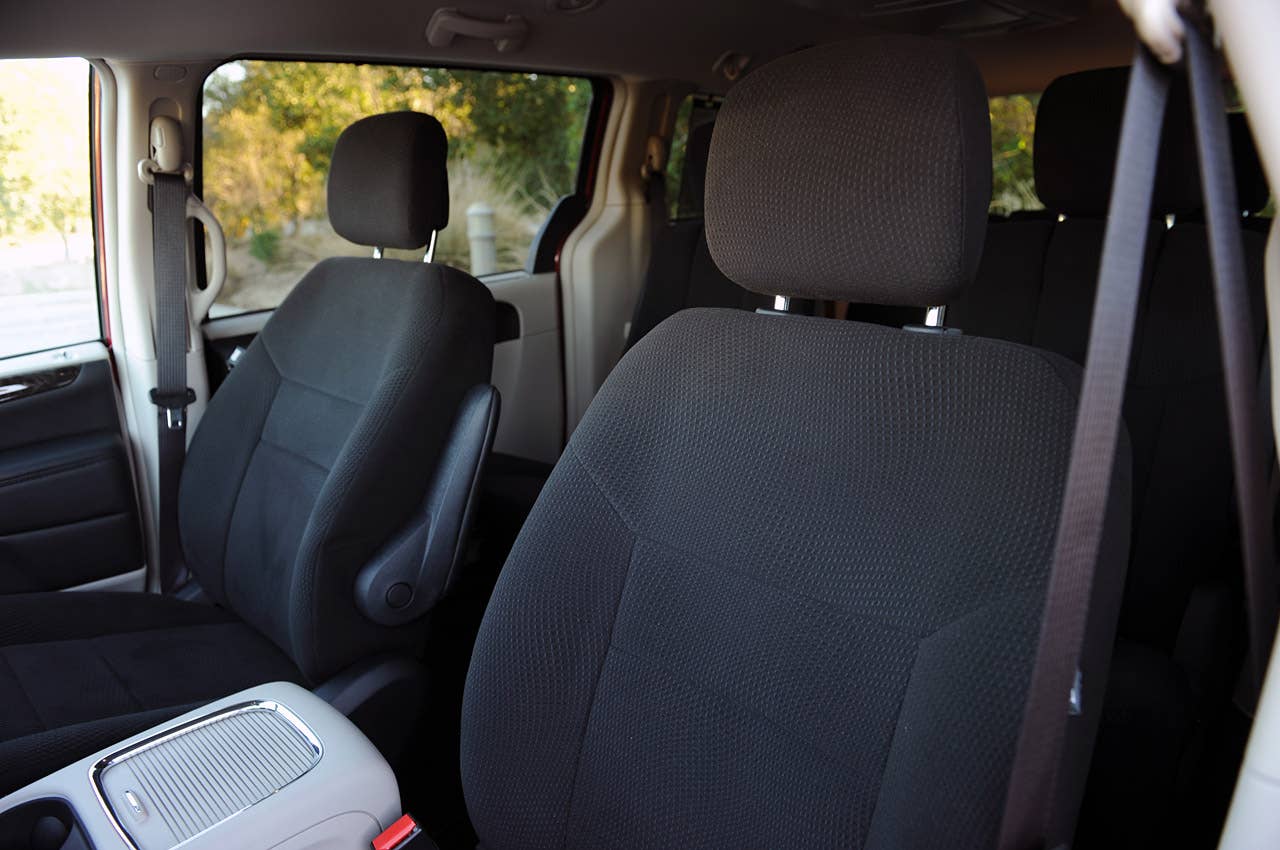 2011 Dodge Grand Caravan front seats