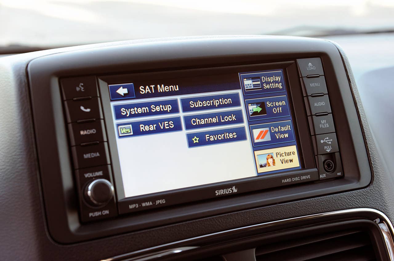 2011 Dodge Grand Caravan multimedia system