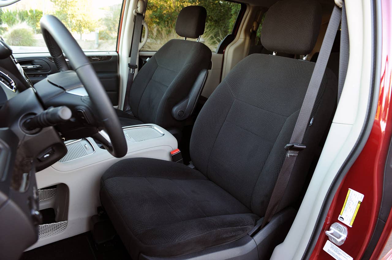 2011 Dodge Grand Caravan front seats