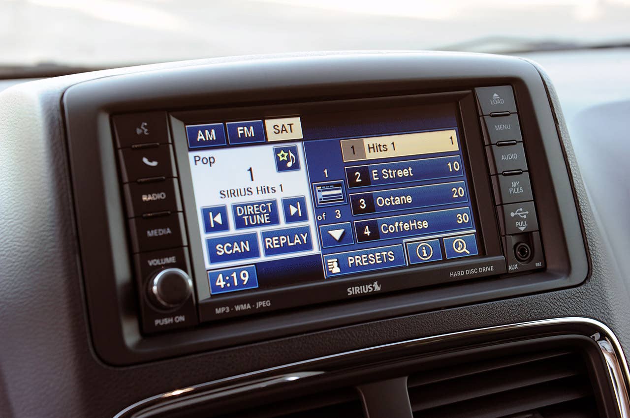 2011 Dodge Grand Caravan multimedia system