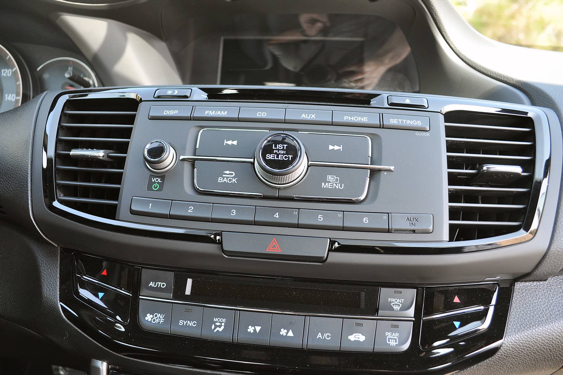2016 Honda Accord instrument panel