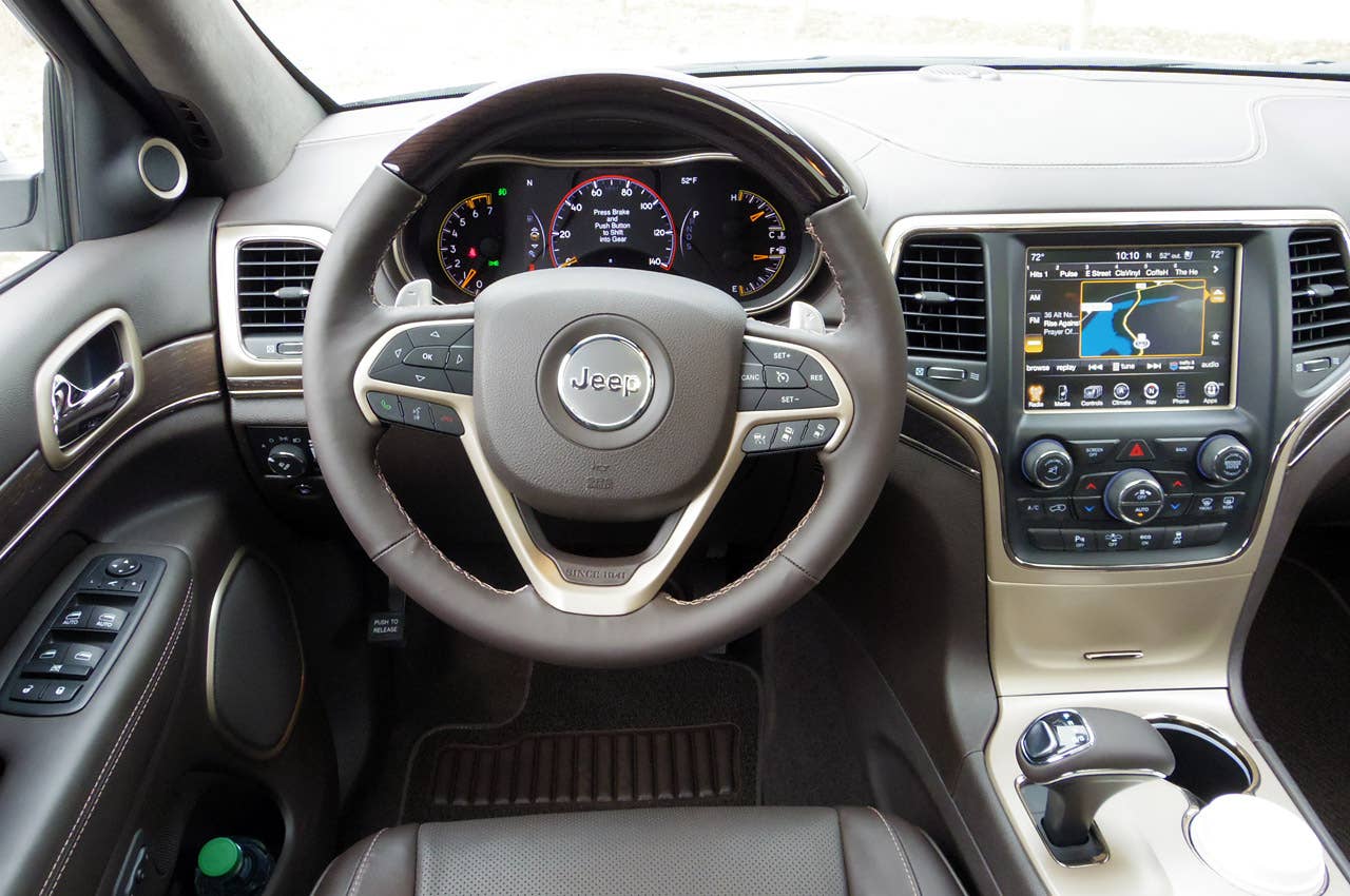 2014 Jeep Grand Cherokee EcoDiesel interior