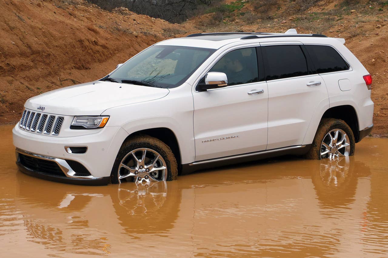 2014 Jeep Grand Cherokee EcoDiesel off-road