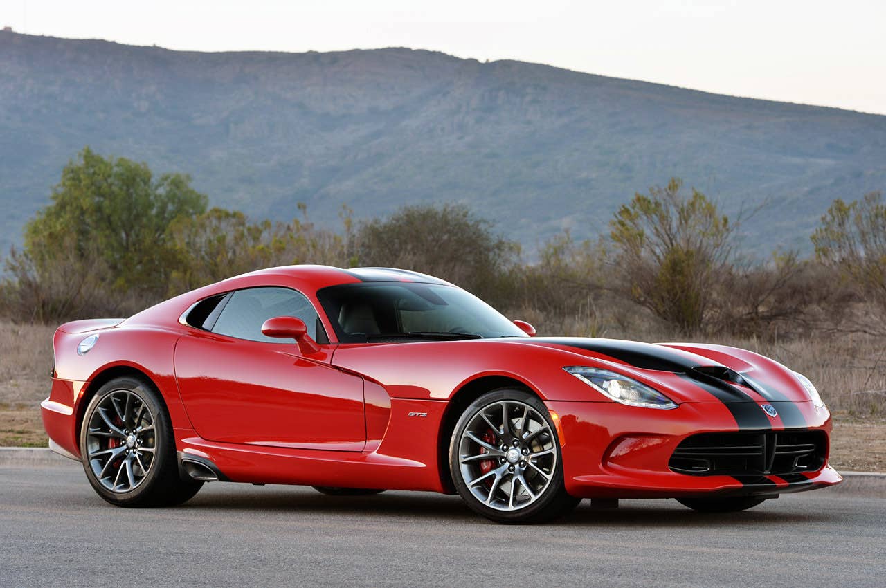 2014 SRT Viper GTS (view article) Photo copyright Drew Phillips / AOL