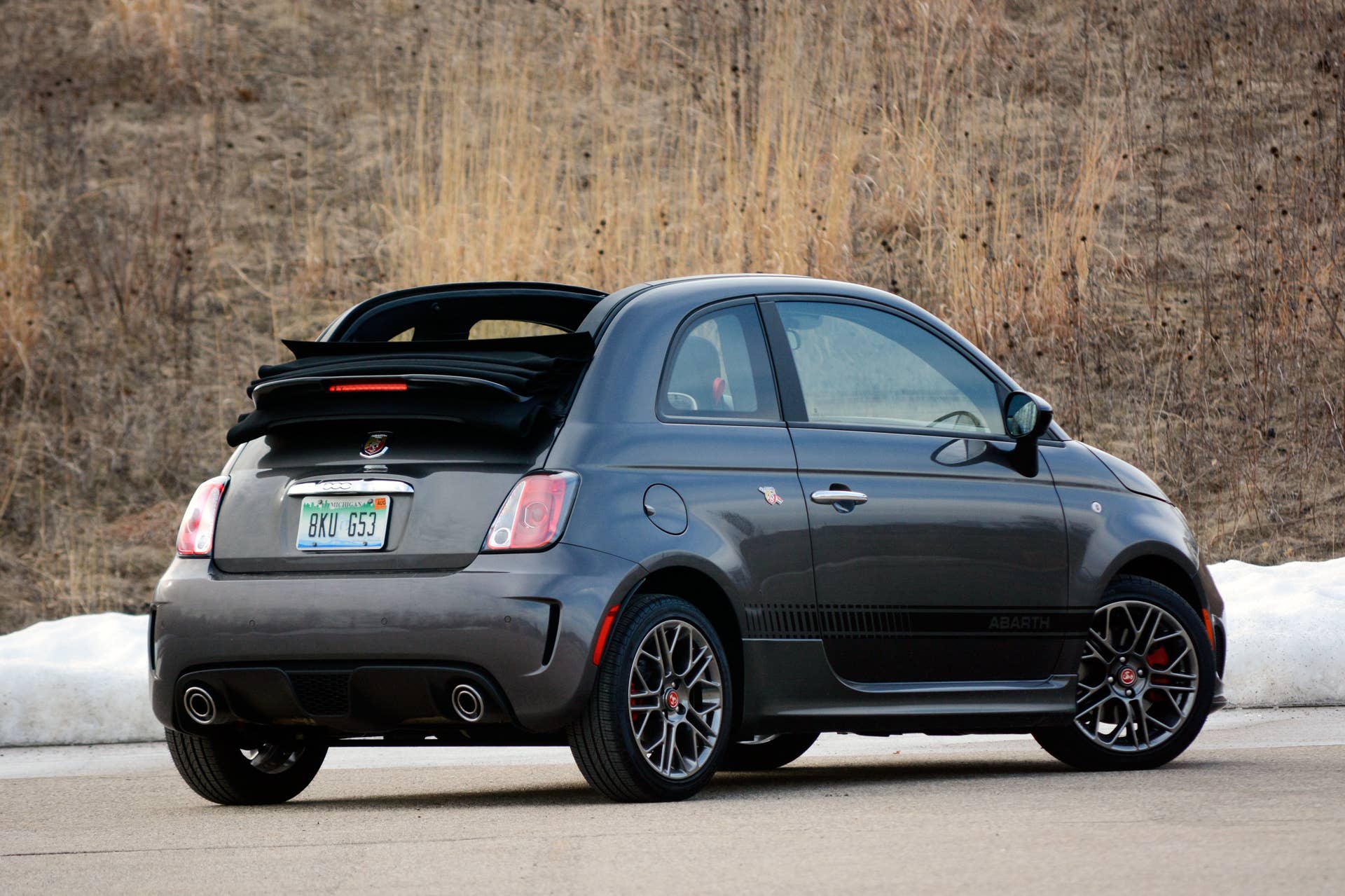 fiat 500c abarth 2015 exterior rear top down