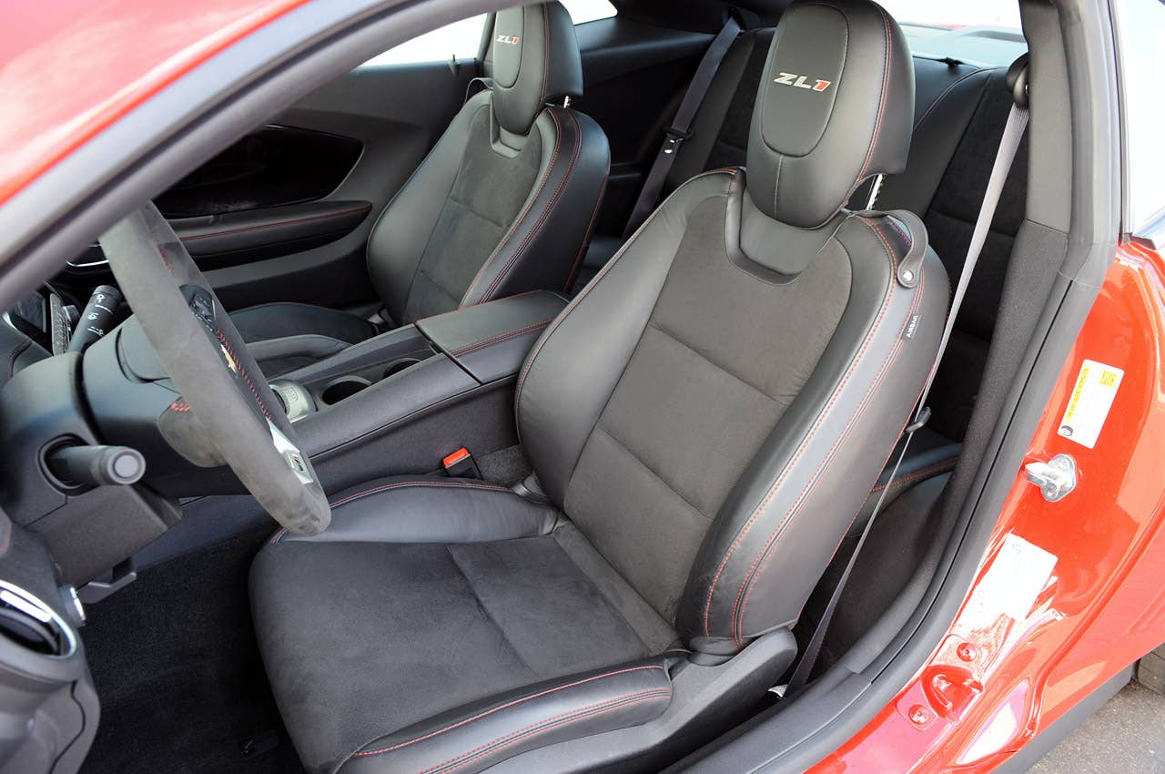 2012 Chevrolet Camaro ZL1 front seats
