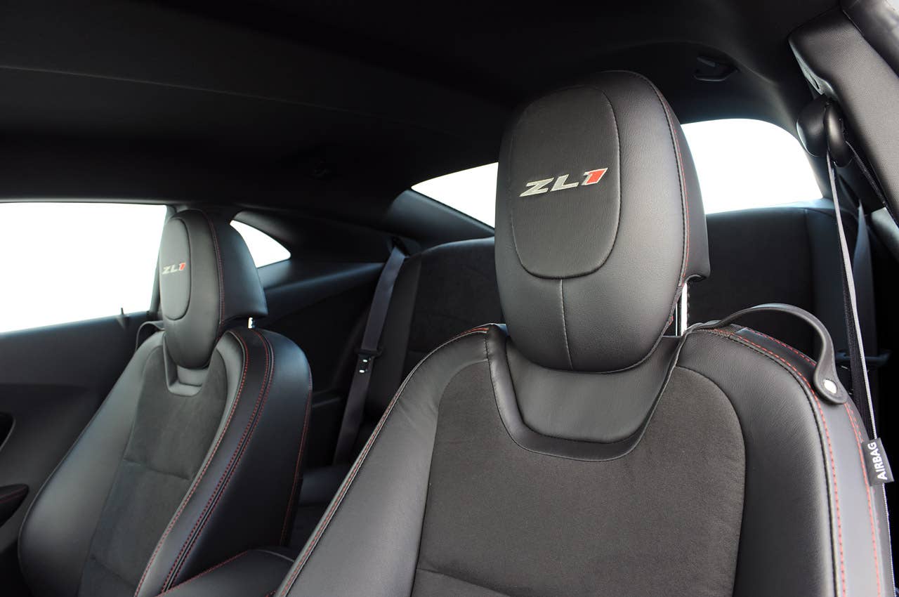 2012 Chevrolet Camaro ZL1 front seats