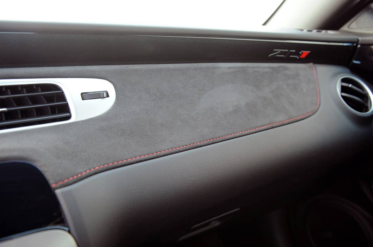 2012 Chevrolet Camaro ZL1 dash