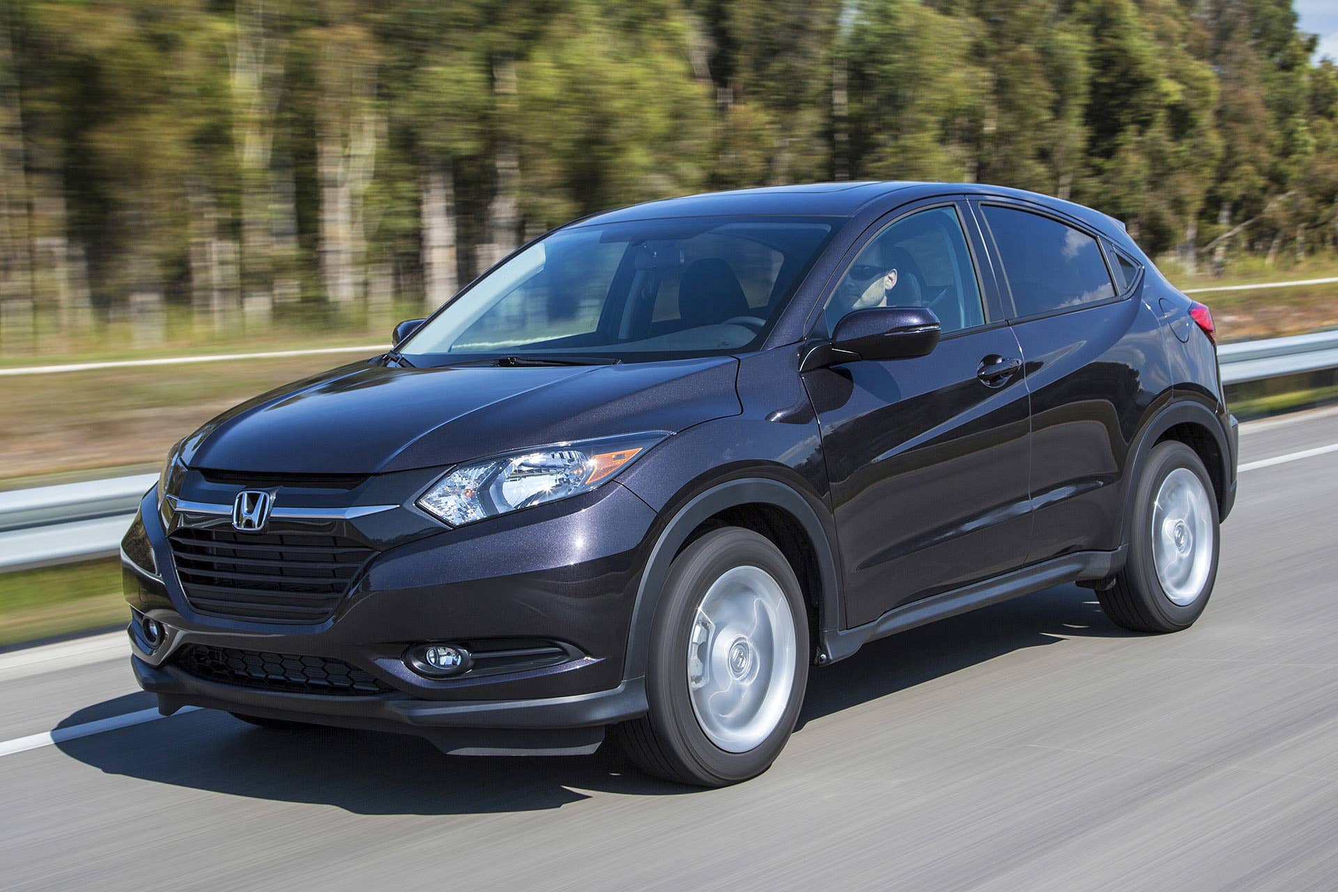 2016 Honda HR-V driving