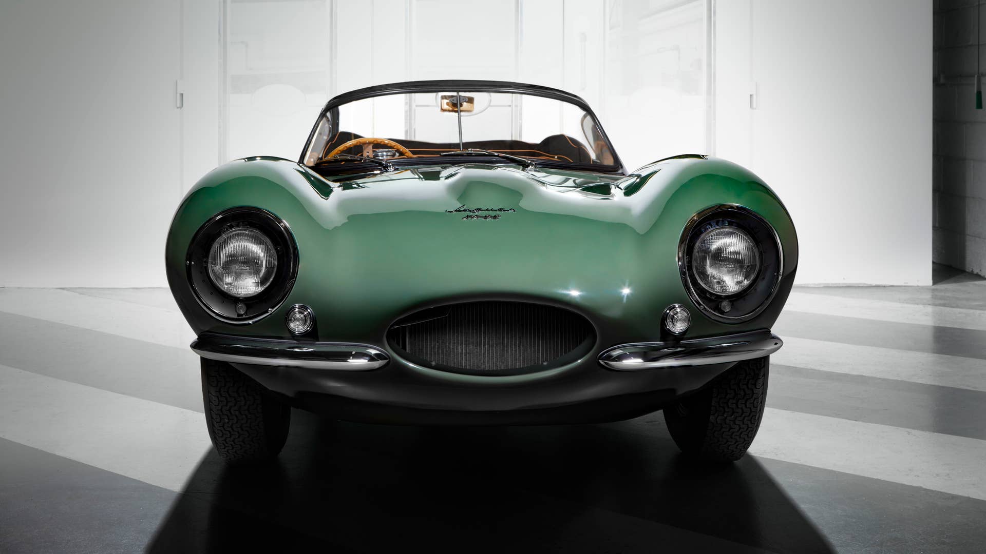 Jaguar XKSS Front End Exterior