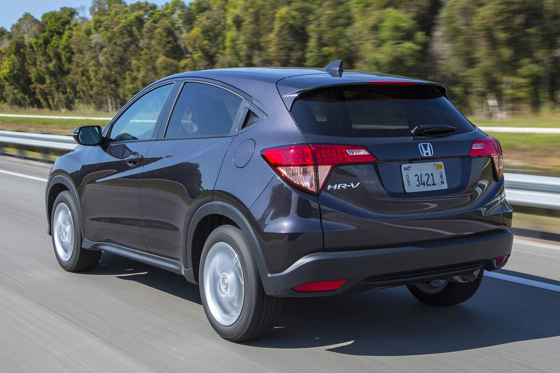 2016 Honda HR-V driving