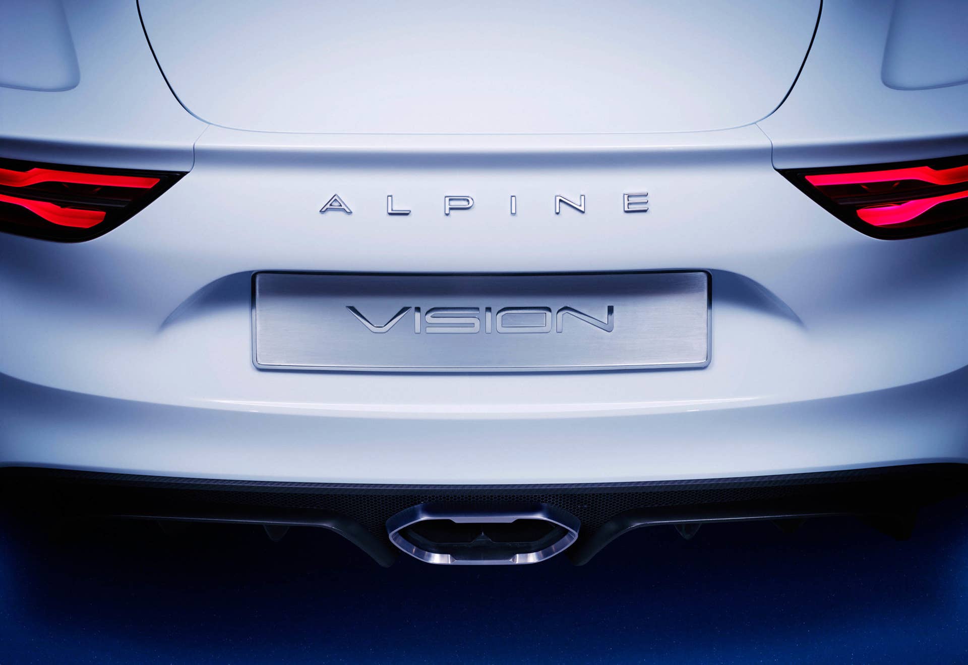 Alpine Vision studio detail rear