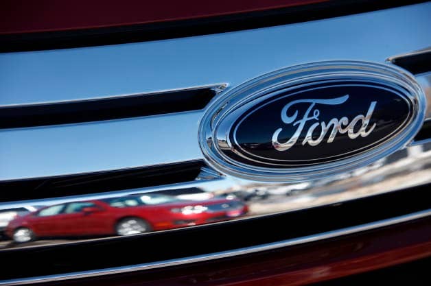 Earns Ford