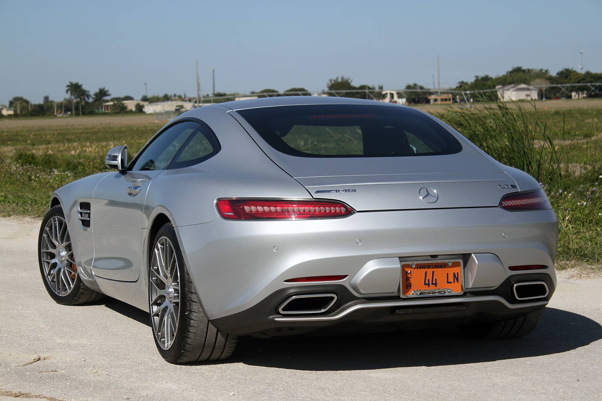 Mercedes-AMG GT S rear 3/4 view