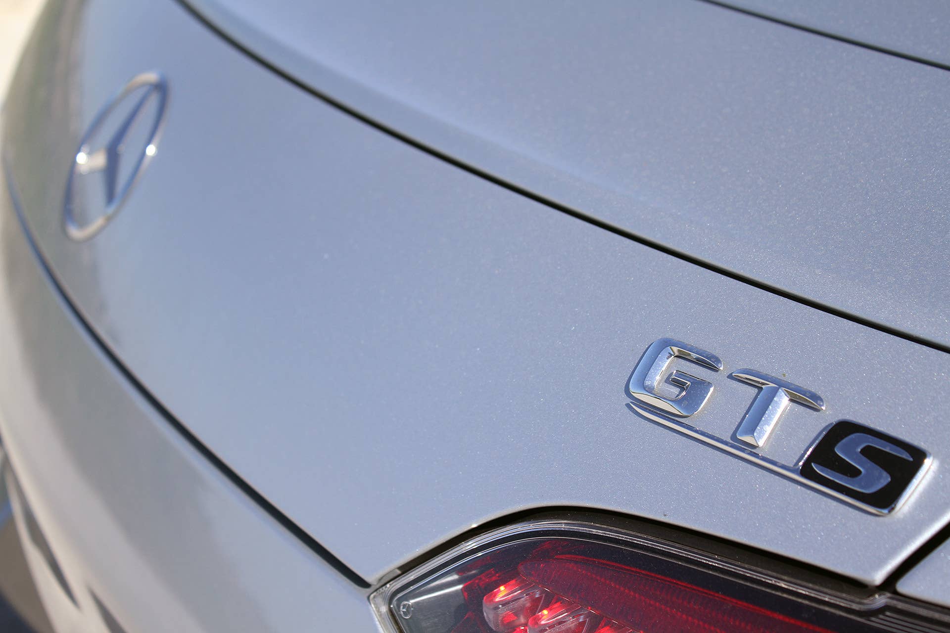 Mercedes-AMG GT S badge