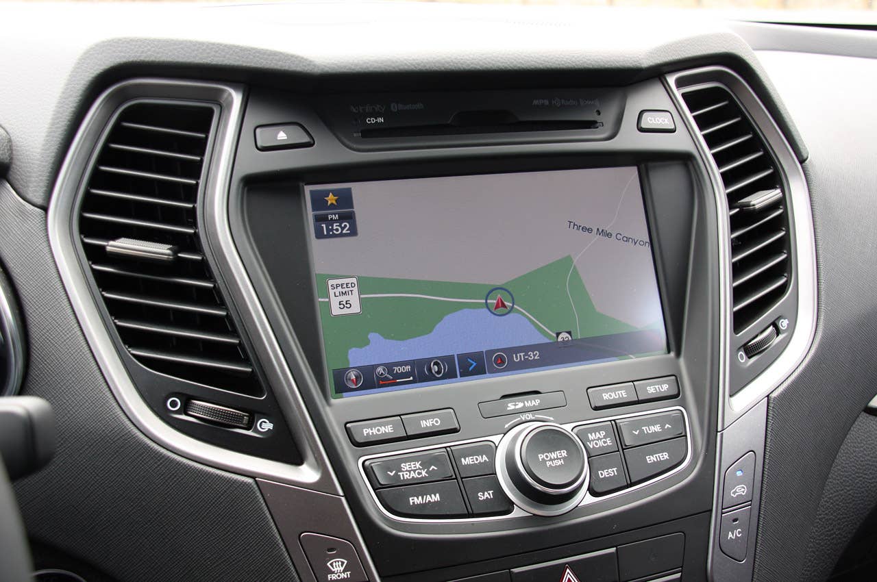 2013 Hyundai Santa Fe Sport navigation system