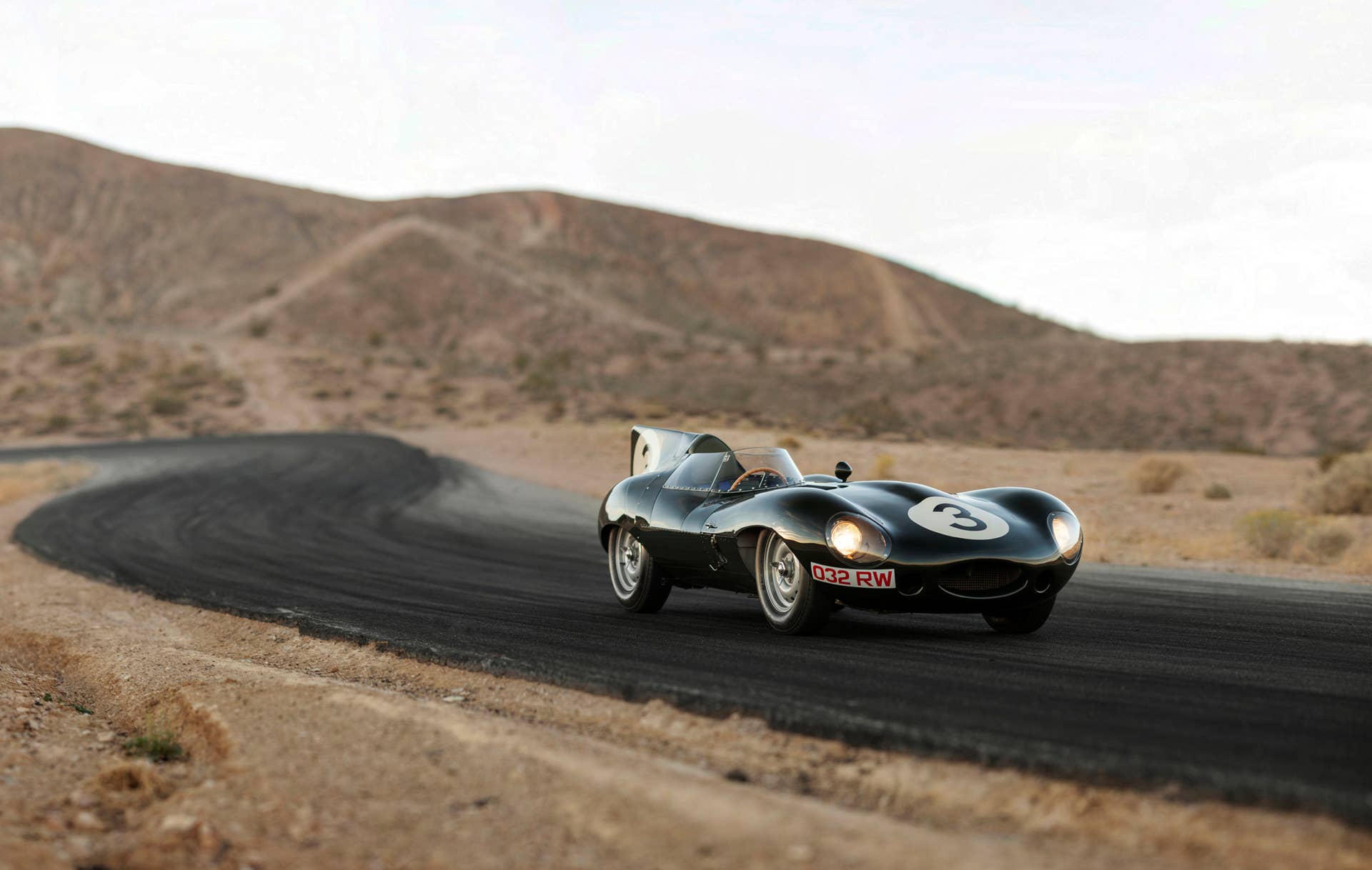 Jaguar D-Type front 3/4