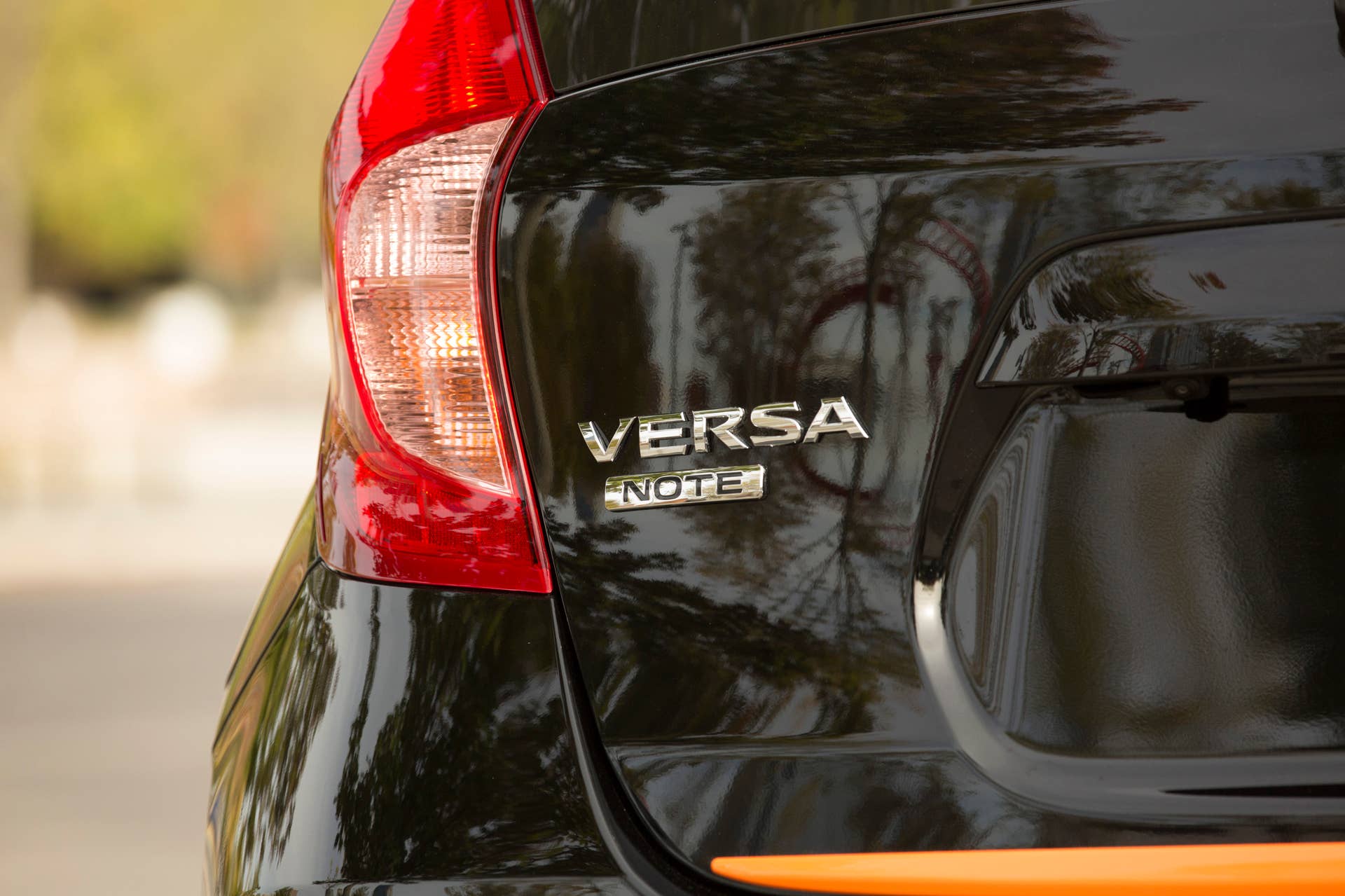 Versa Note Green Nissan extends Juke's Color Studio to Versa Note - Autoblog