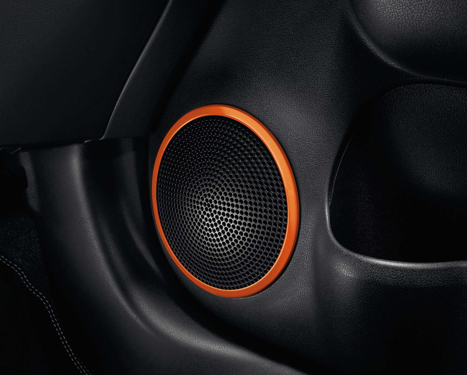 Nissan Versa Note Color Studio interior speaker