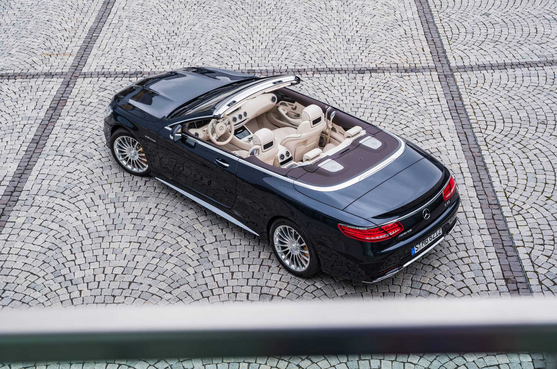 Mercedes-AMG S65 Cabriolet roof down above view