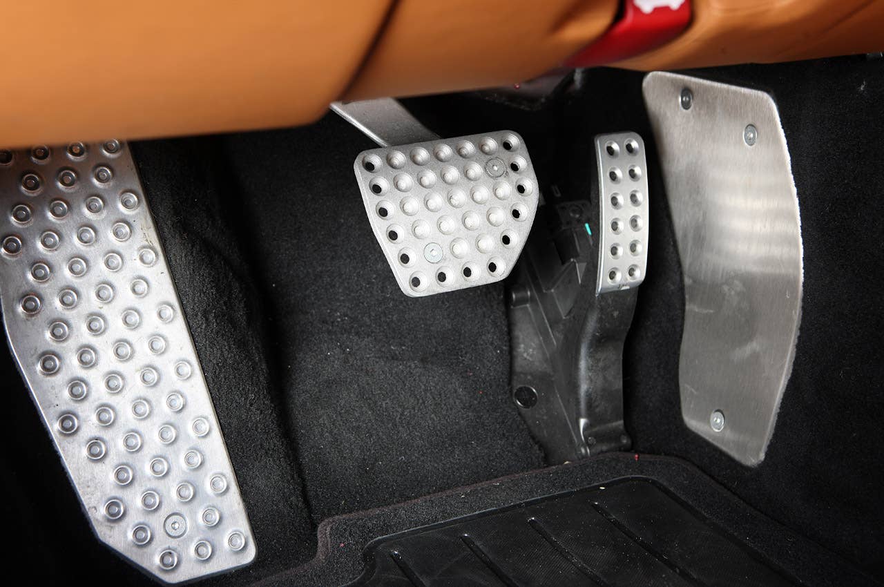 2013 Ferrari F12 Berlinetta pedals