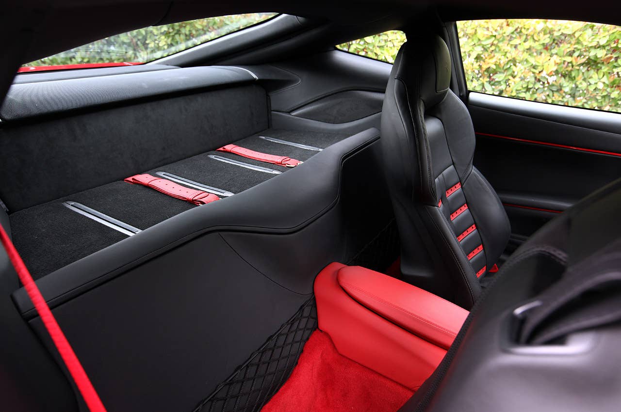 2013 Ferrari F12 Berlinetta rear shelf