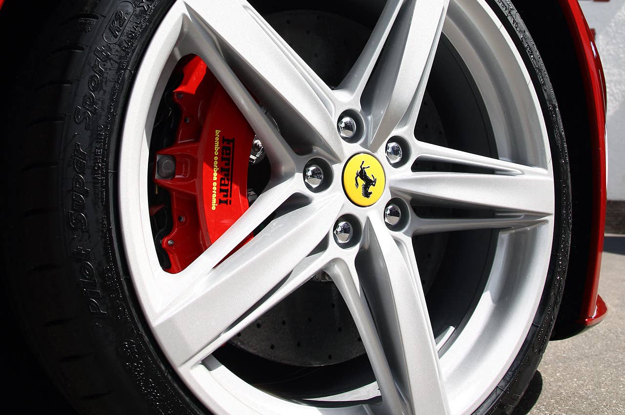 2013 Ferrari F12 Berlinetta wheel