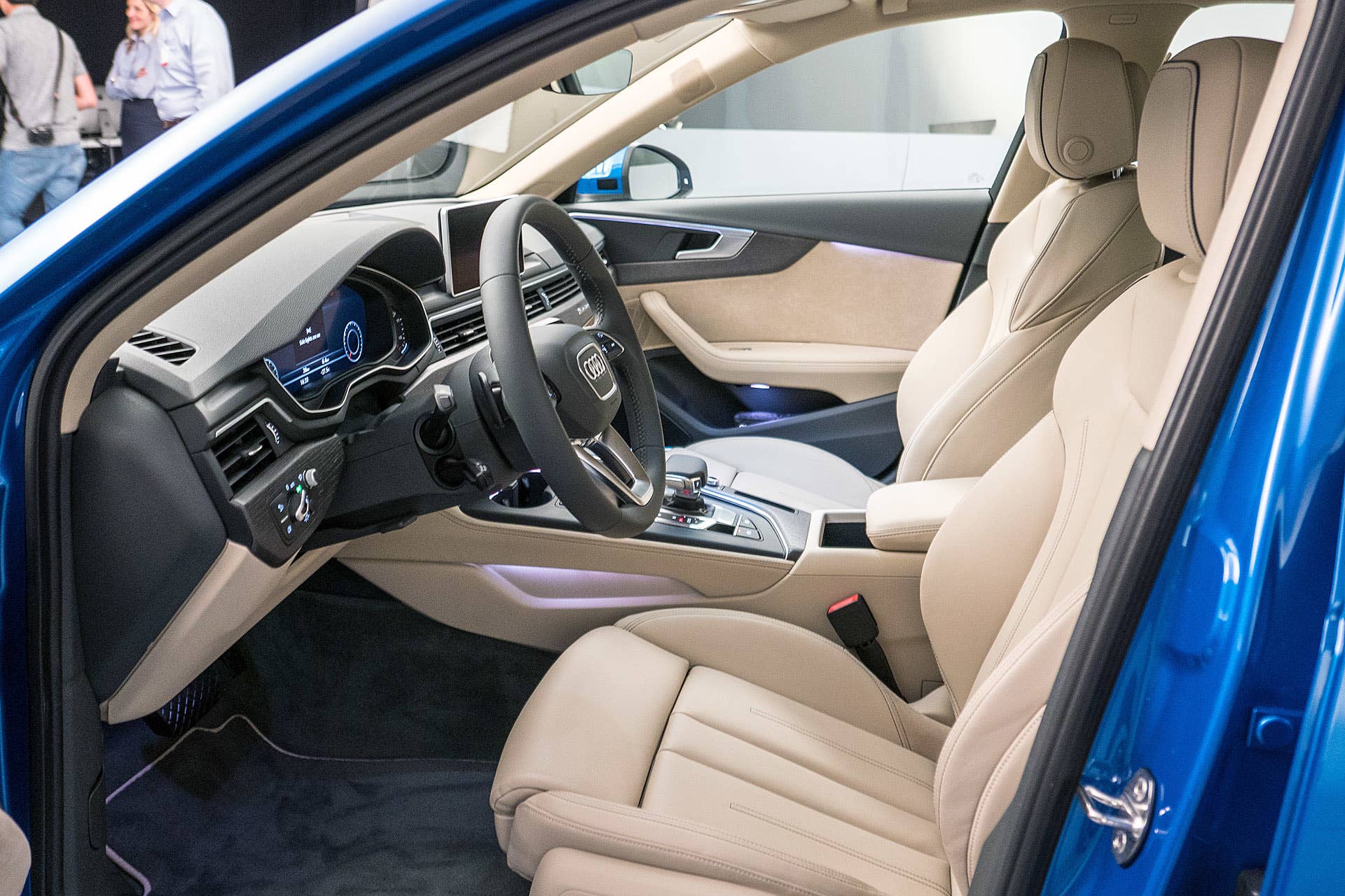 2017 Audi A4 interior