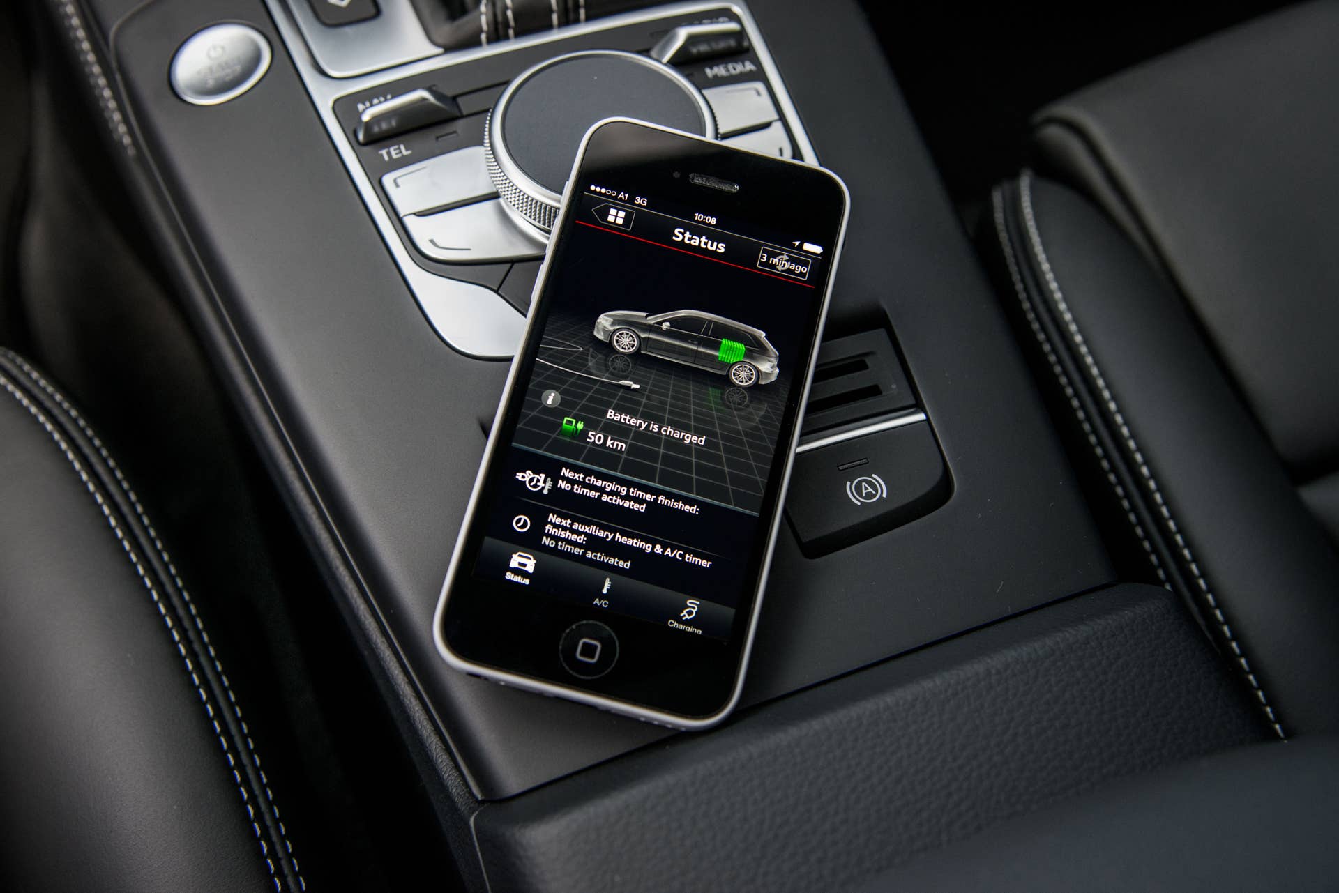 Audi e-tron connect services on a smartphone