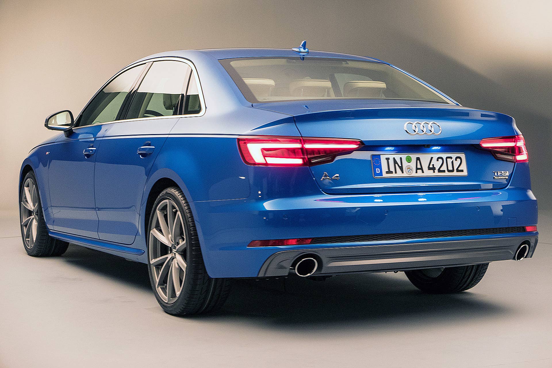 2017 Audi A4 rear 3/4 view