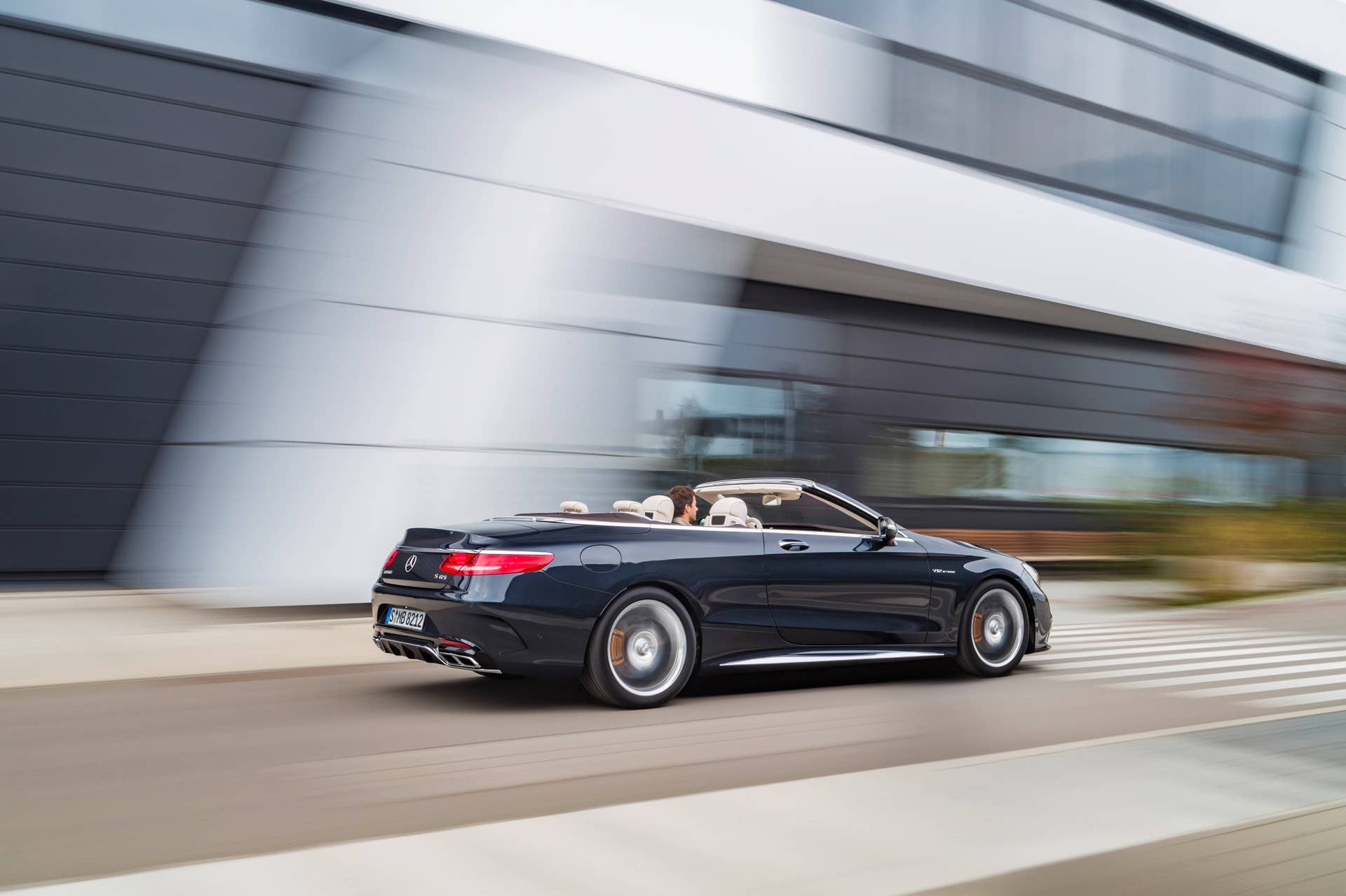 Mercedes-AMG S65 Cabriolet rear 3/4 action