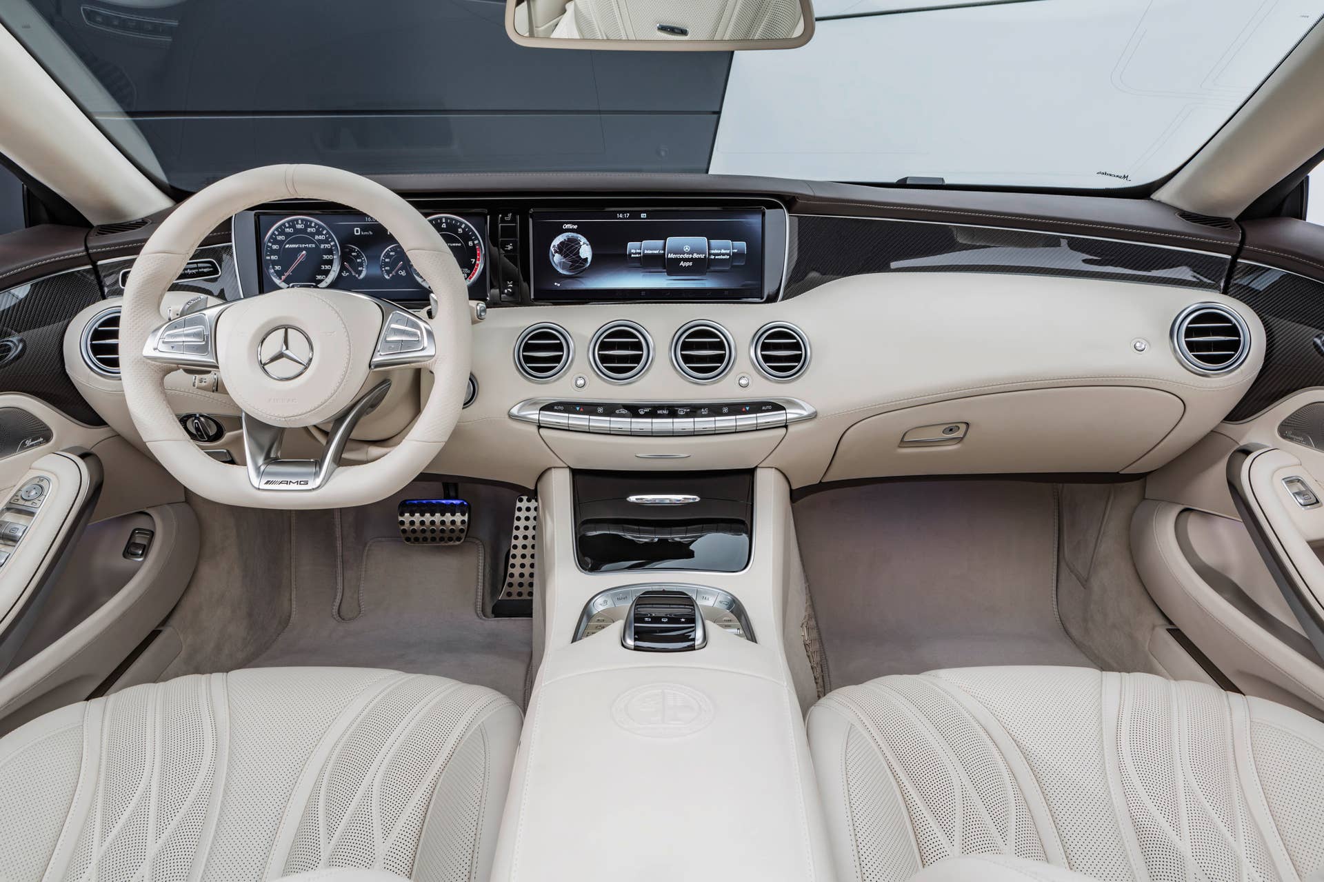 Mercedes-AMG S65 Cabriolet interior