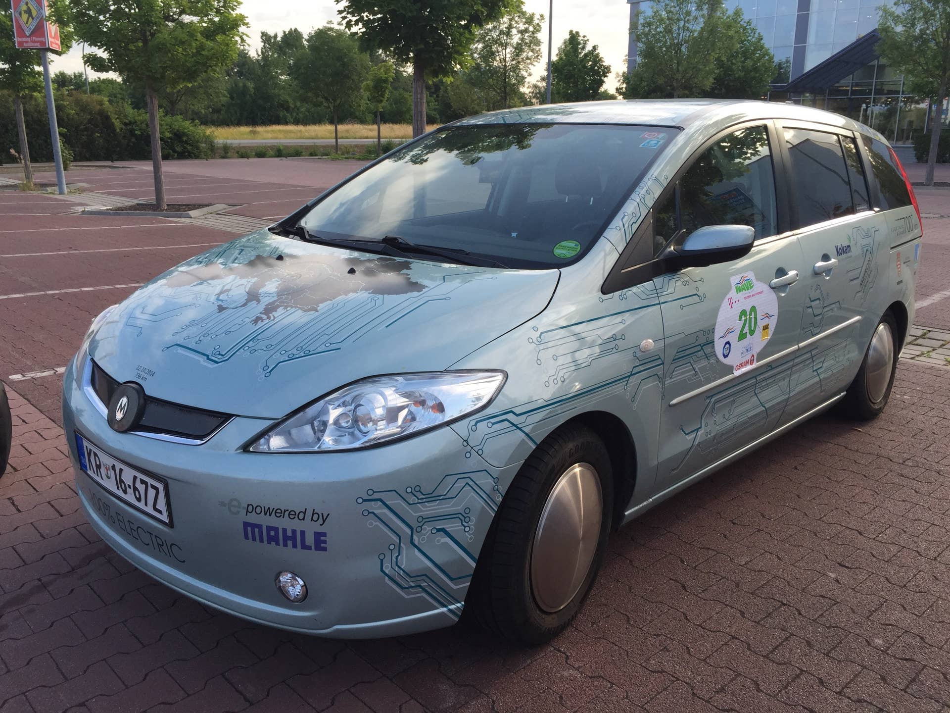 Metron 7 at WAVE 2015 exterior view