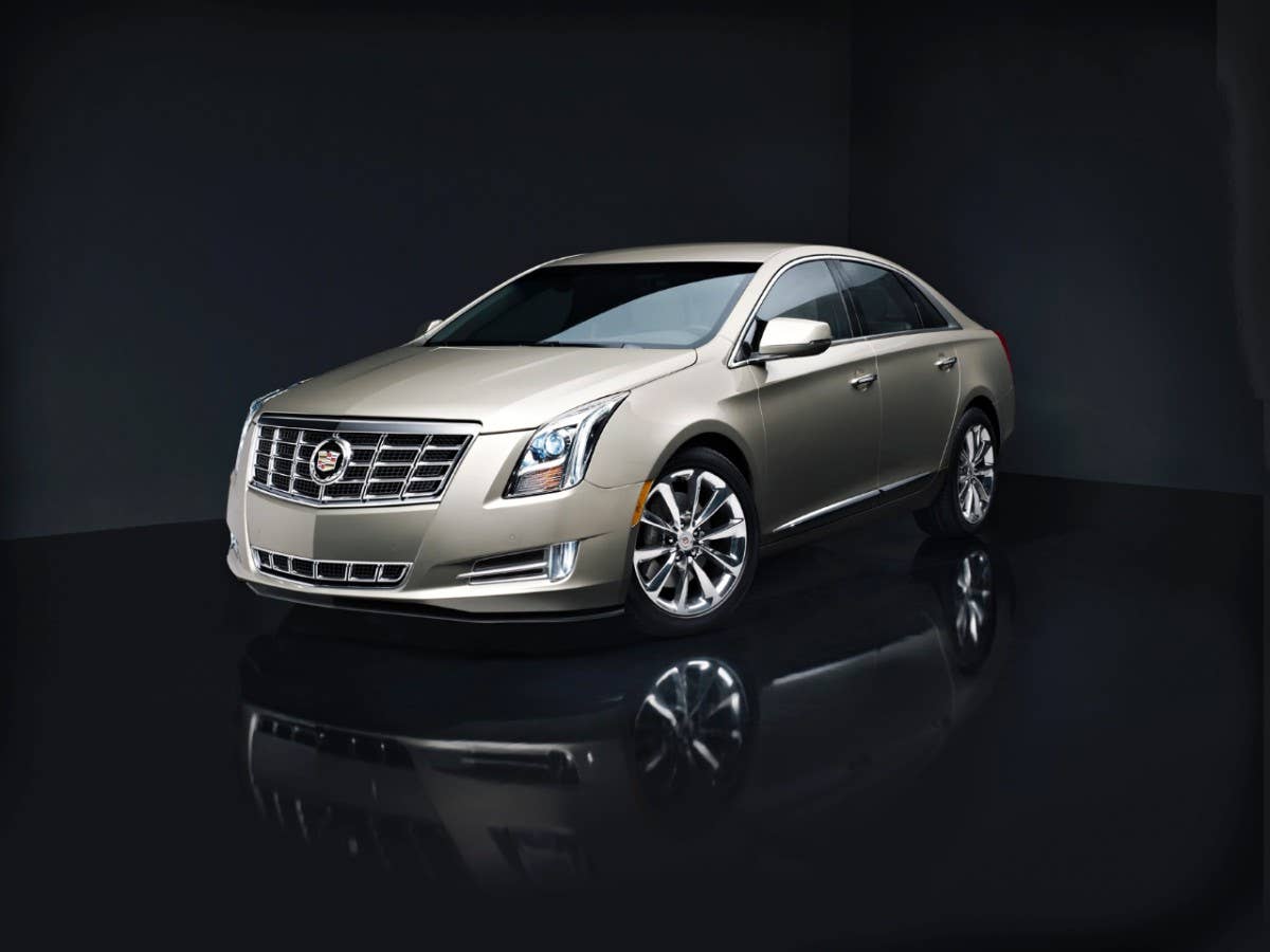 2014 Cadillac XTS front 3/4