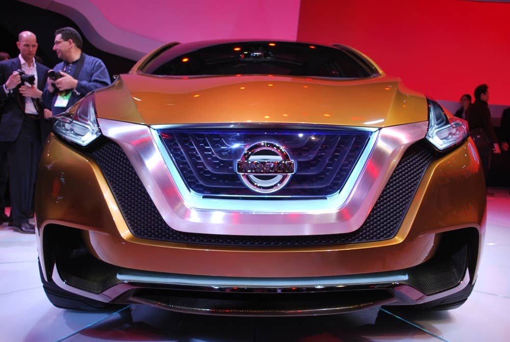 nissan resonance concept