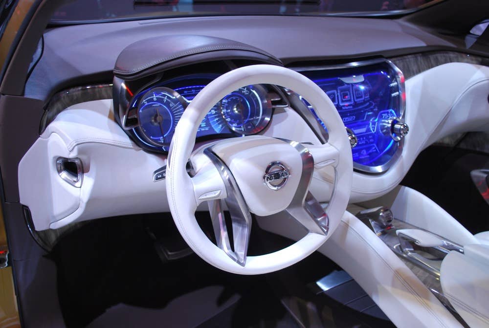 nissan resonance concept