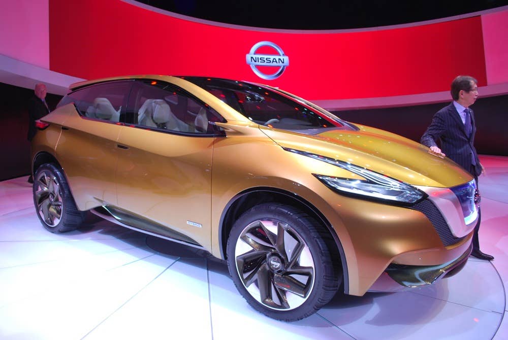nissan resonance concept