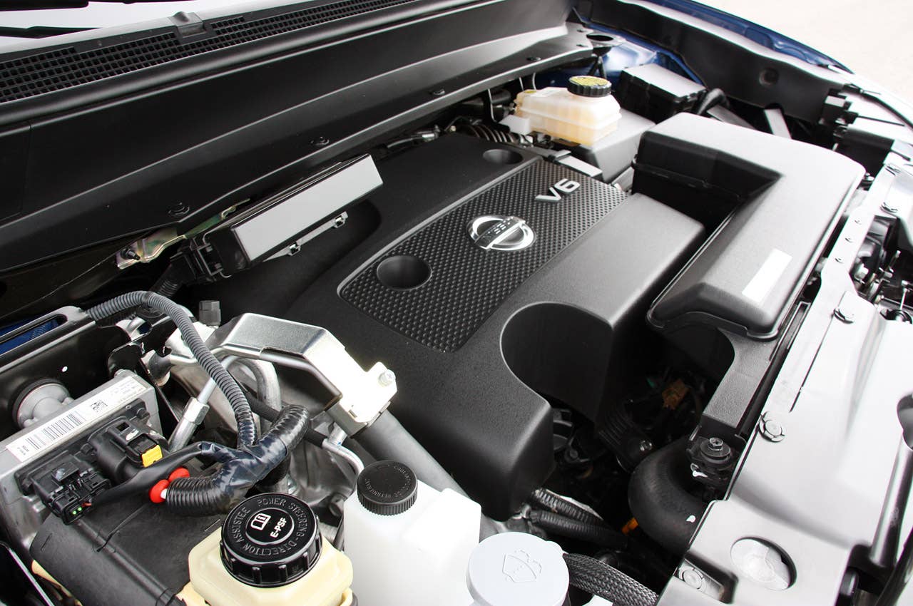 2013 Nissan Pathfinder engine