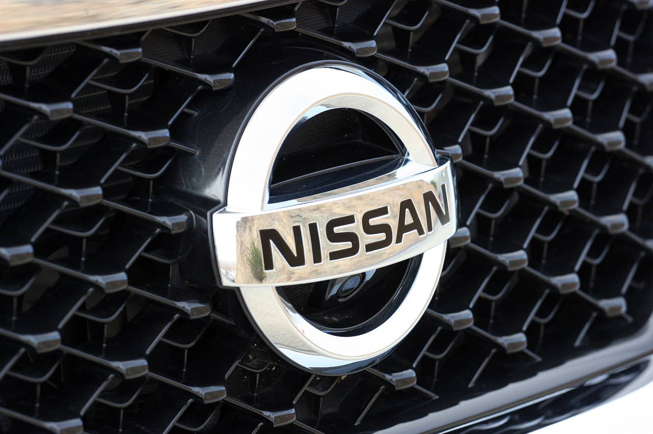 2013 Nissan Pathfinder logo