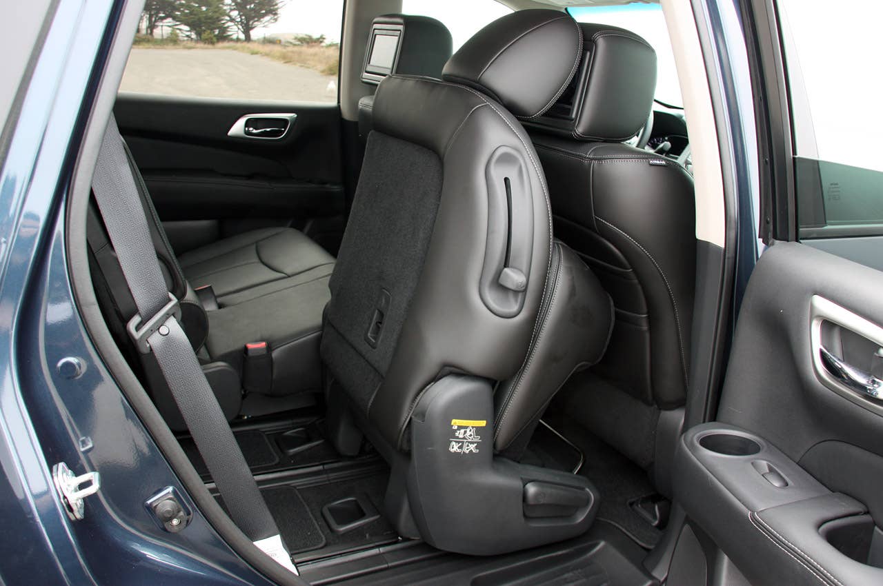 2013 Nissan Pathfinder folded rear seat