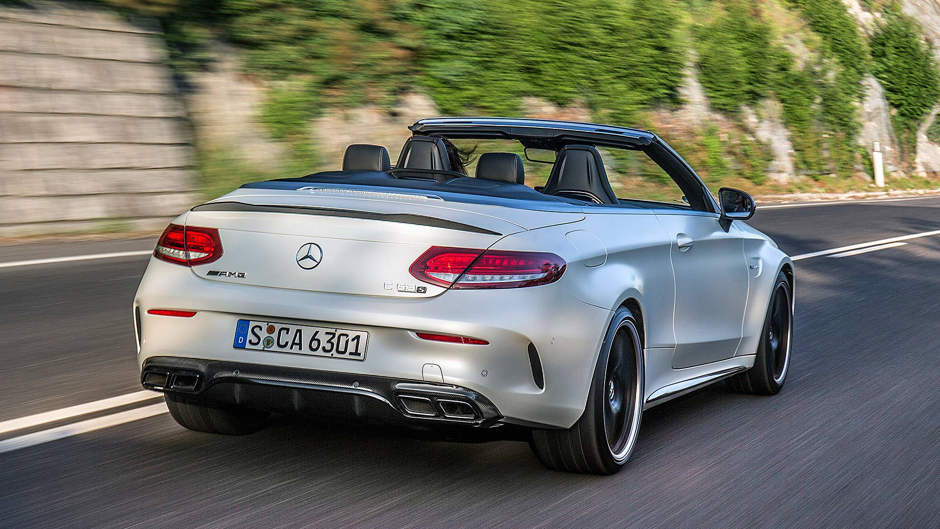 2017 Mercedes-AMG C63 S Cabriolet driving